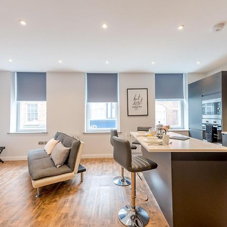 Pass The Keys 5A One Bedroom Modern Town Centre Apartment Шрусбері Екстер'єр фото